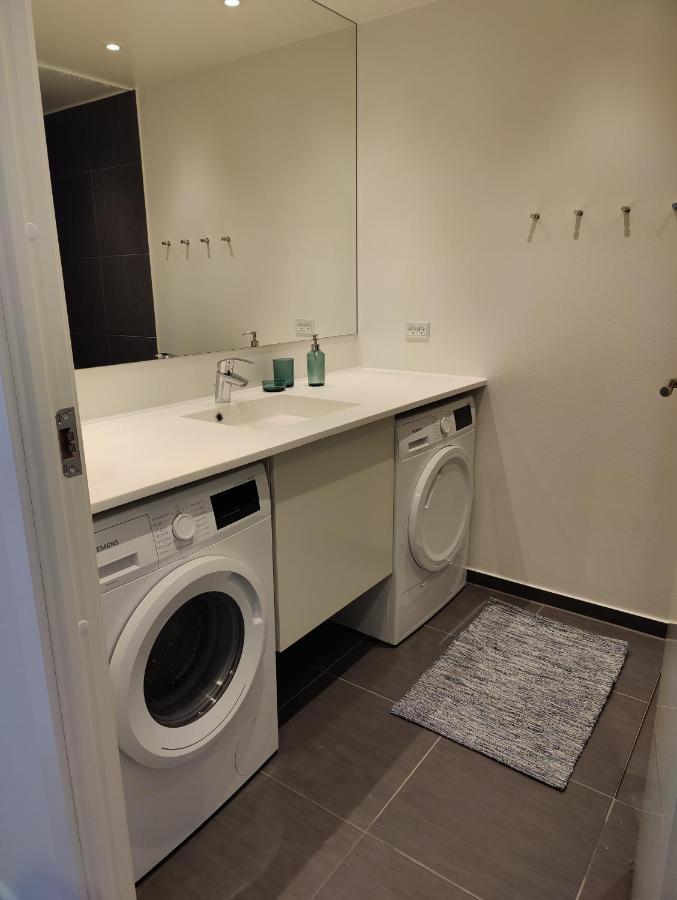 Beautiful Apartment In Hip Area Close To The Beach Lejlighed København