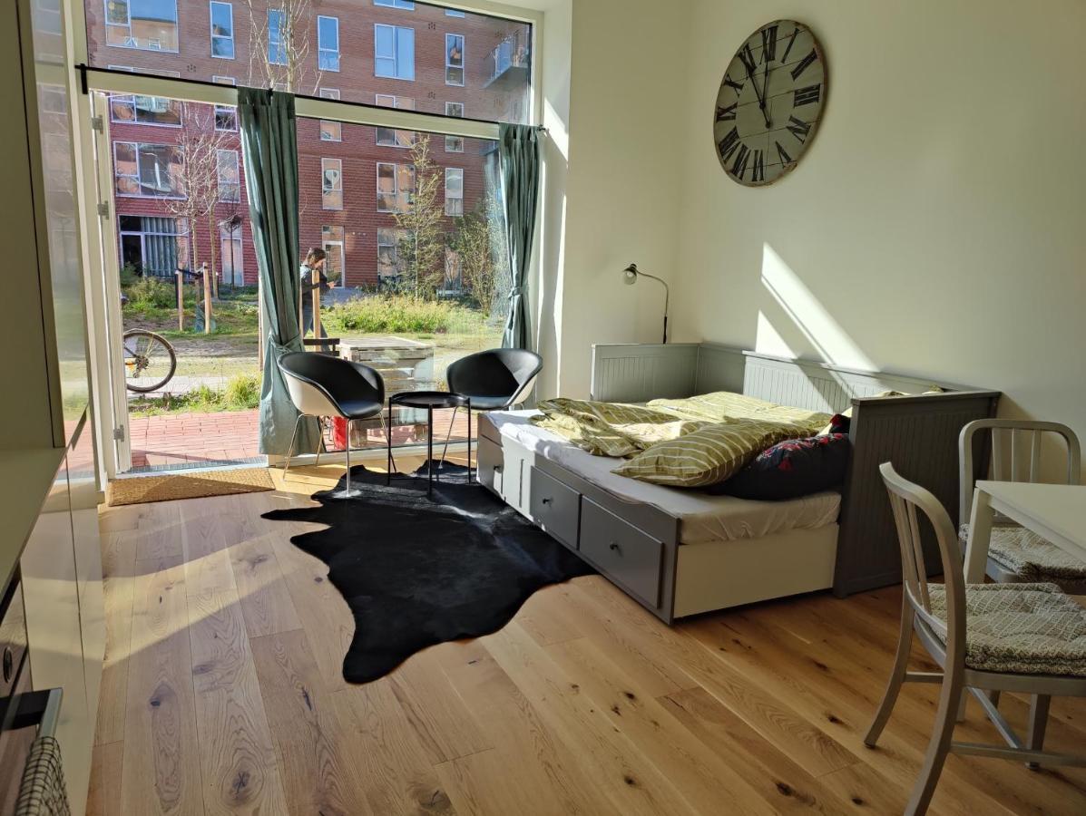 Beautiful Apartment In Hip Area Close To The Beach Lejlighed
